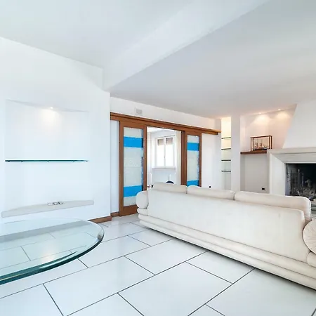 Apartment Goodstay Skyline